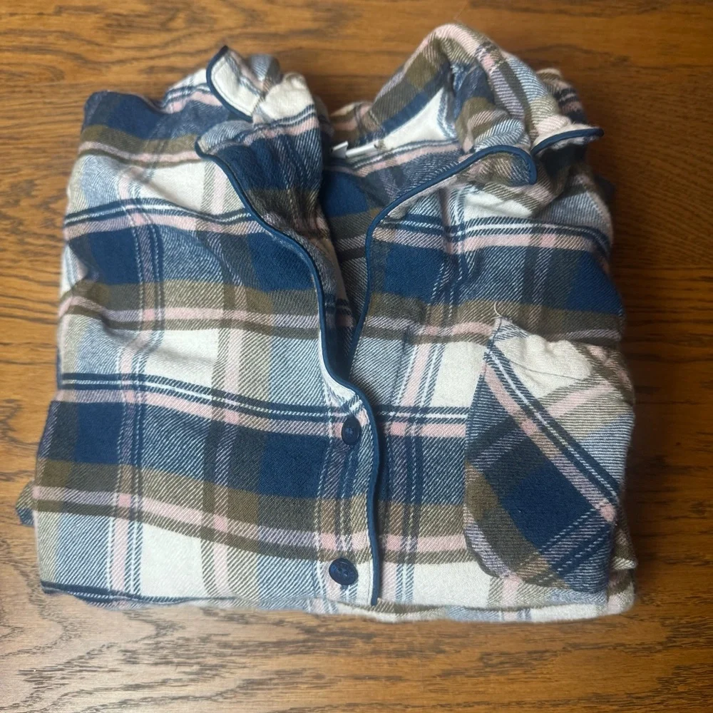 Nordstrom Women’s‎ Flannel Plaid Pajama Set